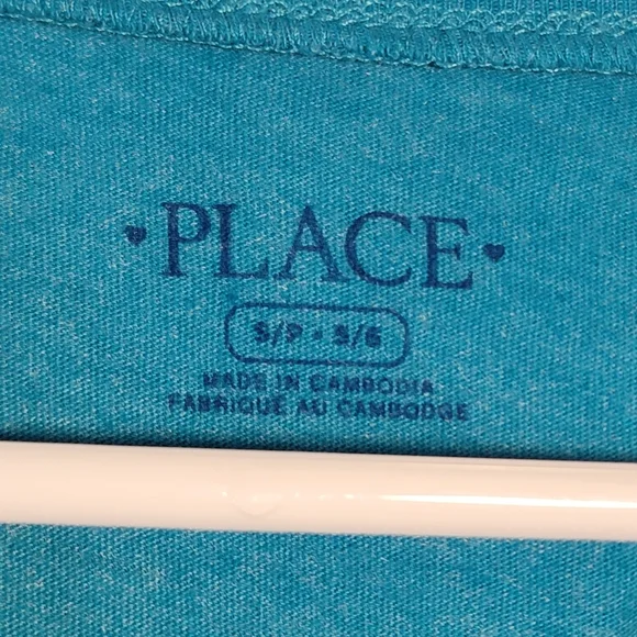 Bundle of 3 Girls shirts - Picture 3 of 10